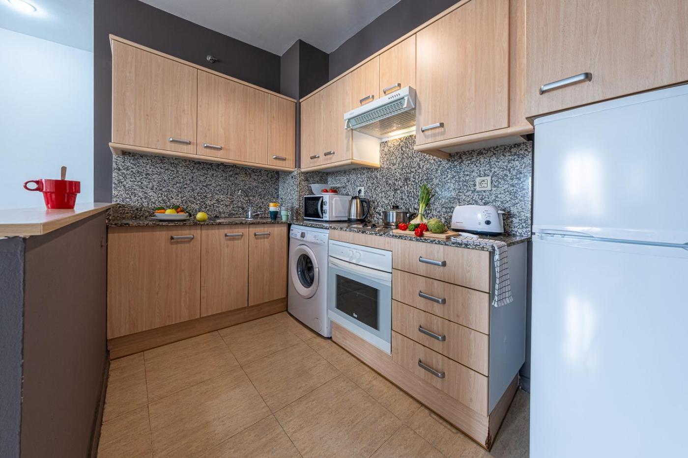 Urban Center Apartments Таррагона Экстерьер фото